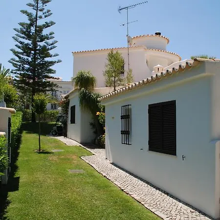 Casa Dos Amigos *